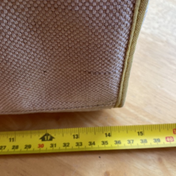 Fossil tote, 14x13x5”, canvas in pre-owned good condition with light spots - Picture 12 of 17